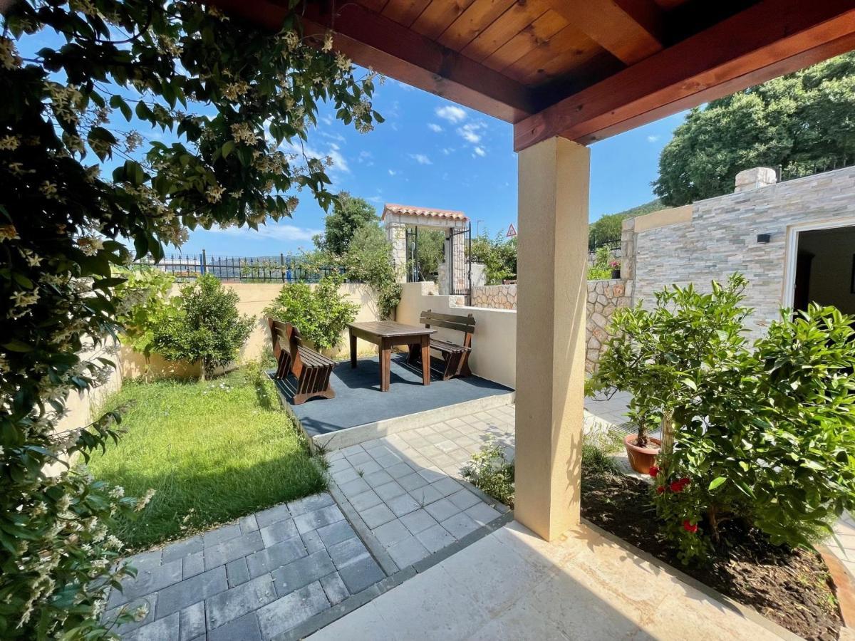 Lovro #1 & #2 Apartments Cres Εξωτερικό φωτογραφία