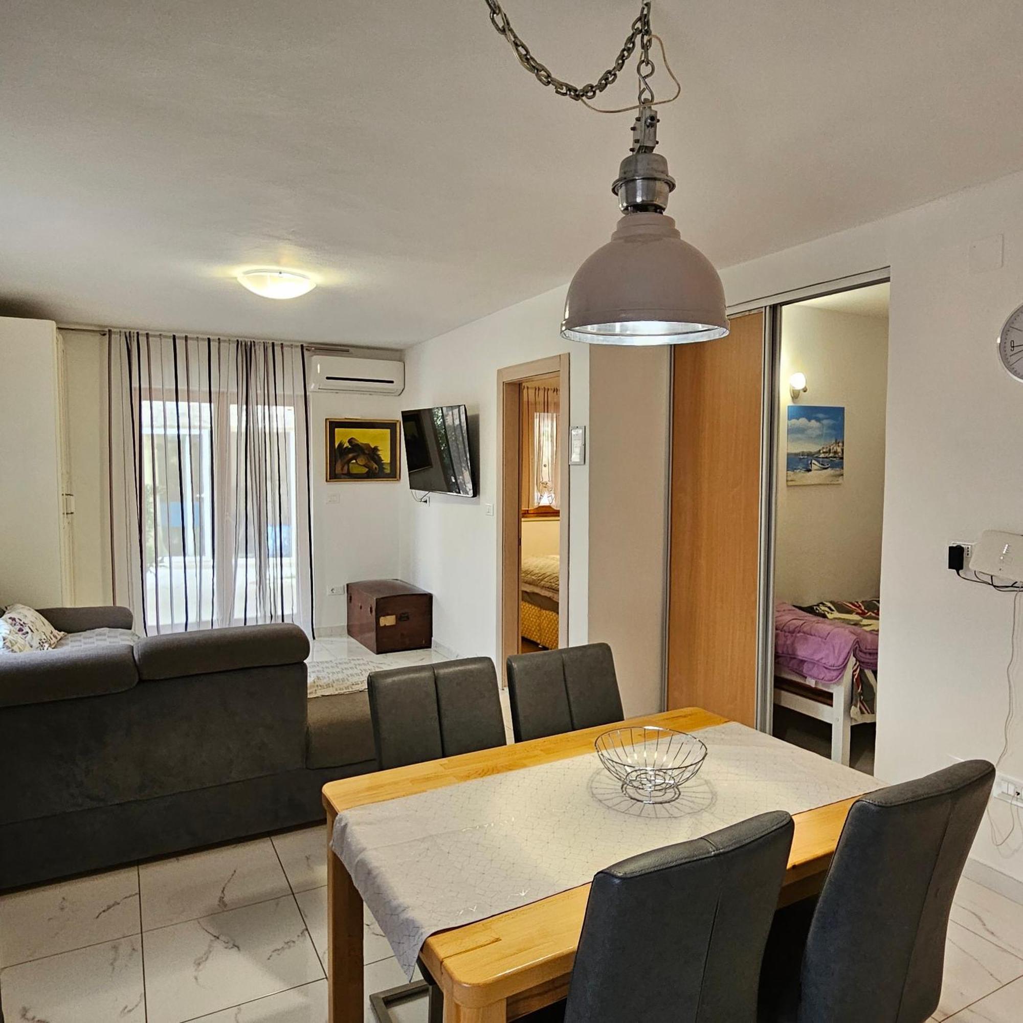Lovro #1 & #2 Apartments Cres Εξωτερικό φωτογραφία
